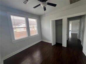 2012 E Beauregard St in Chalmette, LA - Building Photo - Building Photo