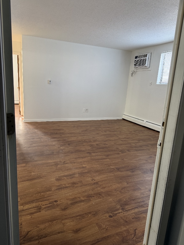 310 NW Chapel Dr in Ankeny, IA - Foto de edificio - Building Photo