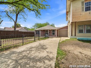 1301 S Palmetto St in San Antonio, TX - Building Photo - Building Photo