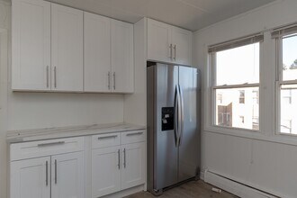 3734 W Wabansia Ave, Unit A03W in Chicago, IL - Building Photo - Building Photo