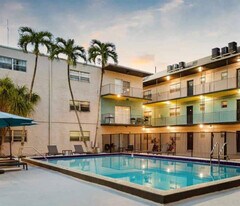 5525 SW 41st St in Pembroke Park, FL - Building Photo