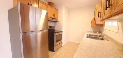 194 Reid St in Quinte West, ON - Building Photo - Building Photo