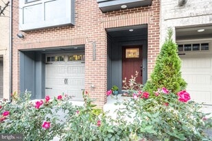 5509 Valmarana Way in Lincolnia, VA - Building Photo