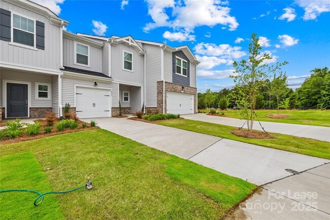 4337 Smt Wds Dr in Charlotte, NC - Foto de edificio - Building Photo