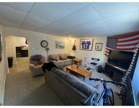 114 W 8th St-Unit -1 in Boston, MA - Building Photo - Building Photo