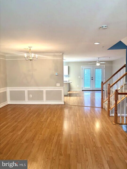 12411 Carters Grove Pl in Silver Spring, MD - Building Photo