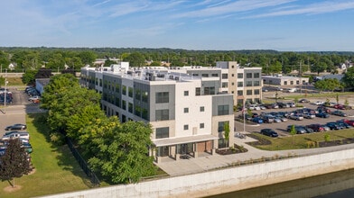 Grand View Place in Grand Rapids, MI - Foto de edificio - Building Photo