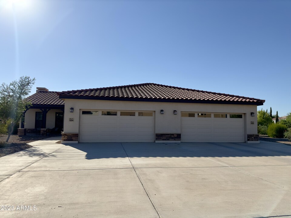 5900 S Gilbert Rd in Chandler, AZ - Building Photo