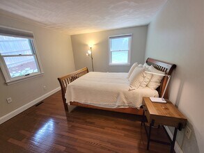 18 Church St, Unit 2 in Woburn, MA - Building Photo - Building Photo