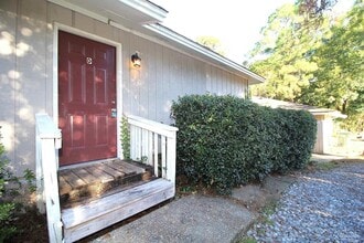 5205 Charbar Dr in Pensacola, FL - Building Photo - Building Photo