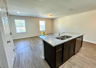 6479 Sweetbay Ln in Jacksonville, FL - Building Photo - Building Photo