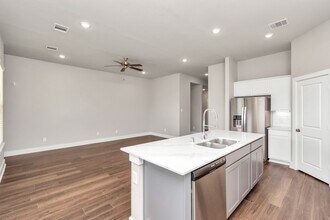 10609 Wildflower Vw Dr in Rosharon, TX - Building Photo - Building Photo