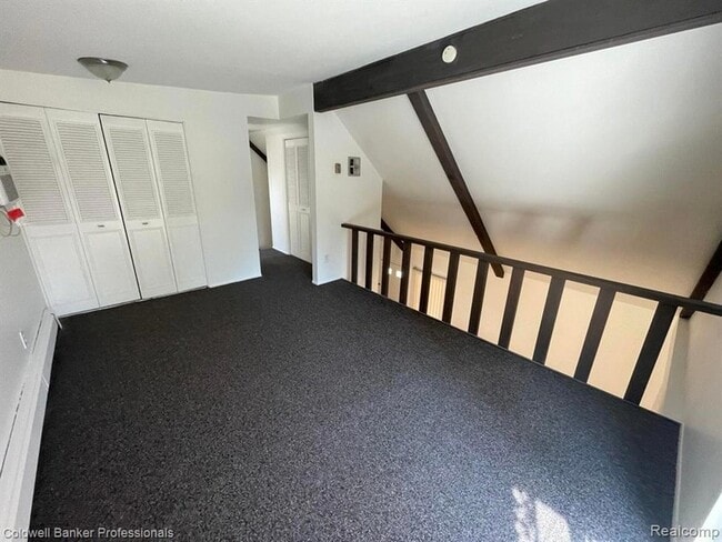 620 E Lincoln Ave, Unit 9 in Royal Oak, MI - Building Photo - Building Photo