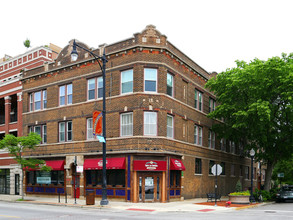 5101 N Clark St in Chicago, IL - Building Photo - Primary Photo