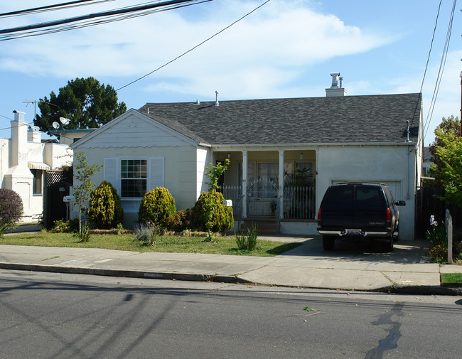 525-527 S Humboldt St in San Mateo, CA - Building Photo - Building Photo