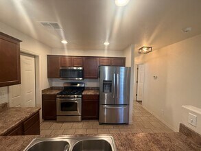 3144 N Prescott St in Kingman, AZ - Building Photo - Building Photo