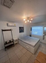 1810 SW 32nd Ave in Miami, FL - Building Photo - Building Photo