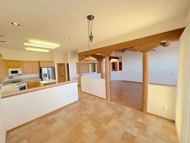 property at 1378 Tiffany Ln SE