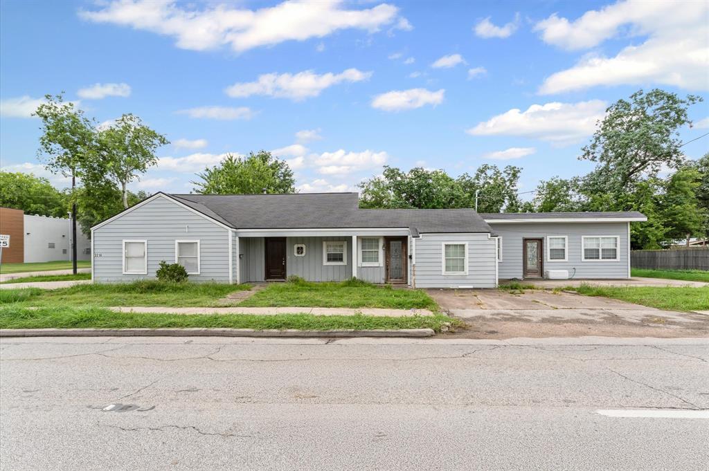 3216 Avenue I in Rosenberg, TX - Building Photo