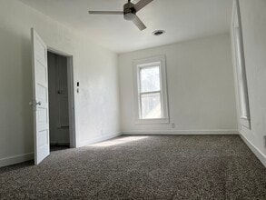 711 Edgewater Ave, Unit apt 1 in Fort Wayne, IN - Building Photo - Building Photo