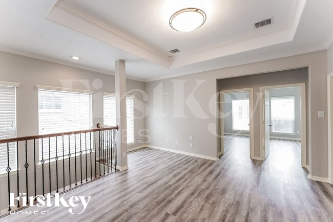 3215 Holly Thicket Dr in Houston, TX - Building Photo - Building Photo