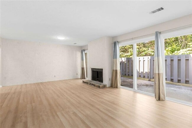 property at 510 E Ponce de Leon Ave