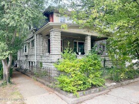 1401 E Breckinridge St in Louisville, KY - Building Photo