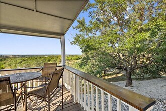 414 Gregg Dr in Spicewood, TX - Building Photo - Building Photo