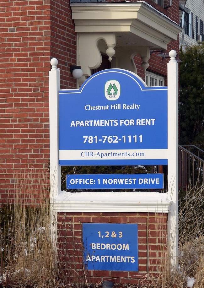 George Court Apartments in Norwood, MA - Building Photo - Building Photo