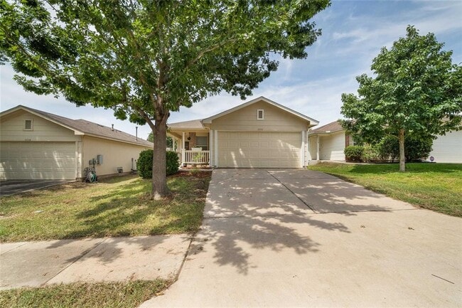 5232 Hutchinson Dr in Austin, TX - Building Photo - Building Photo