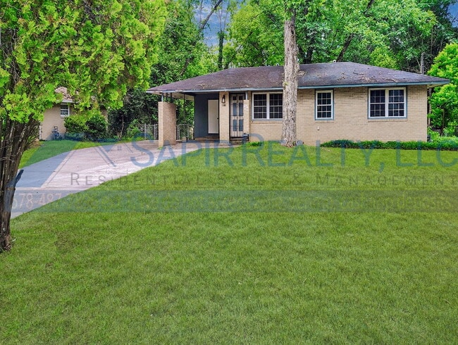 4510 Vinson Ave
