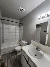 2203-2209 W 3650 S in West Valley City, UT - Foto de edificio - Building Photo