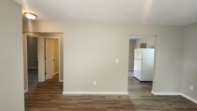 223 Jefferson Ave, Unit 223 in Oak Ridge, TN - Building Photo - Building Photo