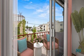 Dorothy Blaze by Wiseman in Los Angeles, CA - Building Photo - Building Photo
