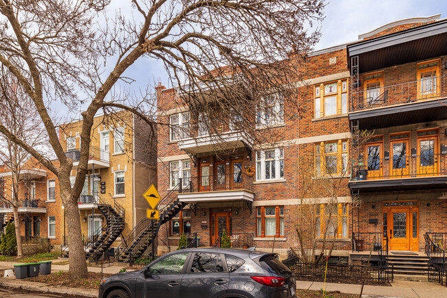 6531-6539 Molson St in Montréal, QC - Building Photo - Building Photo