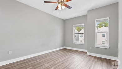 145 N Sand Palm Rd in Freeport, FL - Foto de edificio - Building Photo