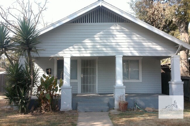property at 1439 N Ferger Ave