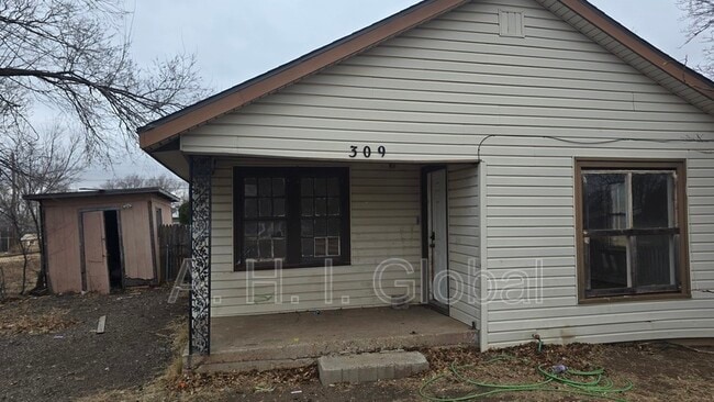 property at 309 N Florida St