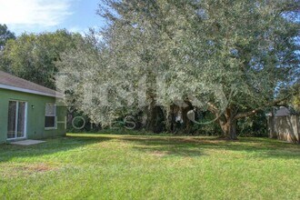 2760 Ridley Ln in North Port, FL - Building Photo - Building Photo