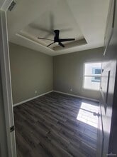 1305 E Iris Ave in McAllen, TX - Building Photo - Building Photo