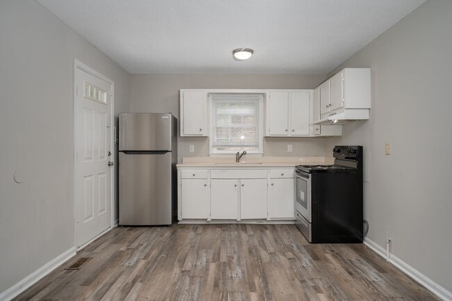 property at 1724 Vernon Rd