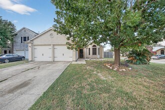 17002 Analisa Cir in Houston, TX - Building Photo - Building Photo