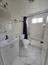 1647 E 53rd St in Los Angeles, CA - Building Photo - Building Photo