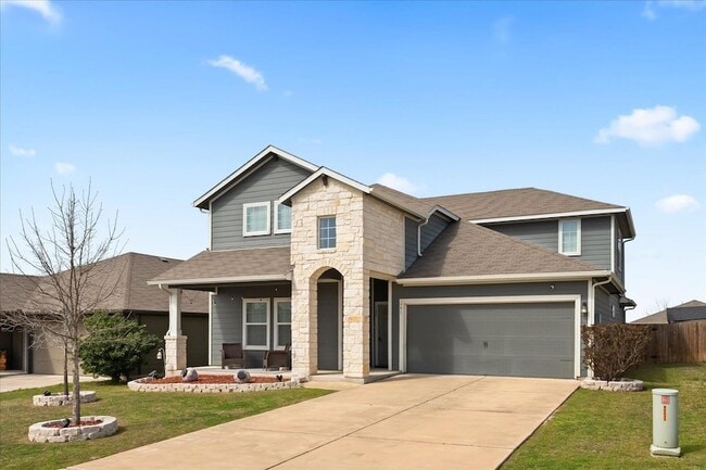 122 Denton Dr in Hutto, TX - Building Photo - Building Photo