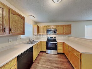 4708 Whitview Ln in Indianapolis, IN - Building Photo - Building Photo