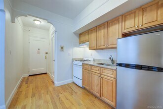 167-10 Crocheron Ave in Queens, NY - Building Photo - Building Photo