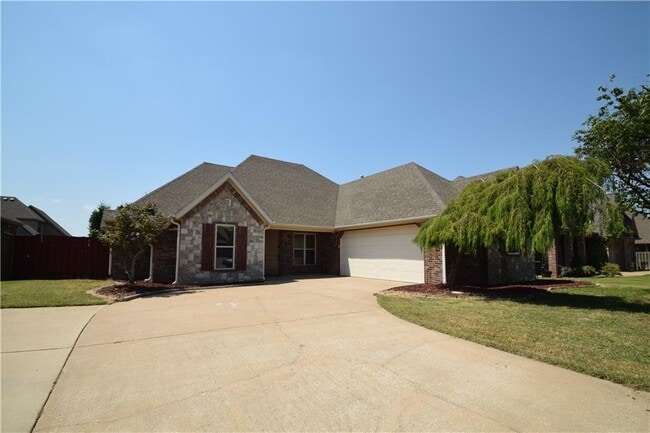 property at 4004 SW Layton Rd