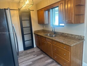 1166 W 24th St in Hialeah, FL - Building Photo - Building Photo