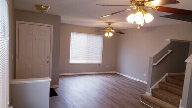 2459 Summerwind Ln in Montgomery, IL - Building Photo - Building Photo