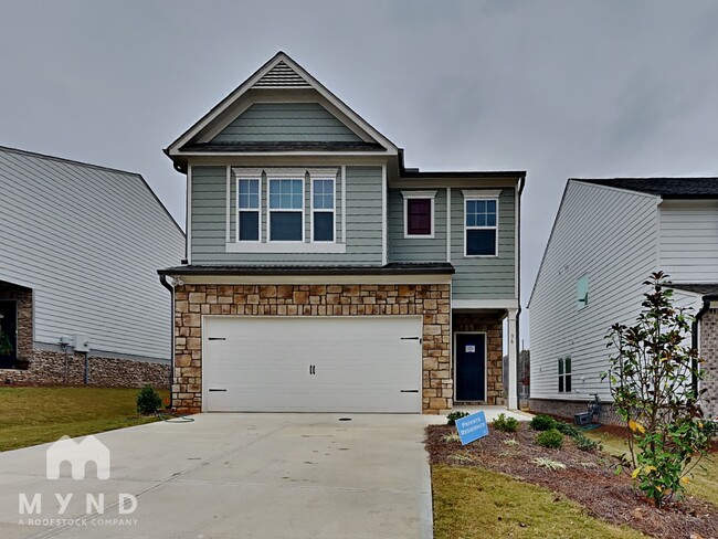 36 Briarwood Dr E in Dawsonville, GA - Foto de edificio - Building Photo